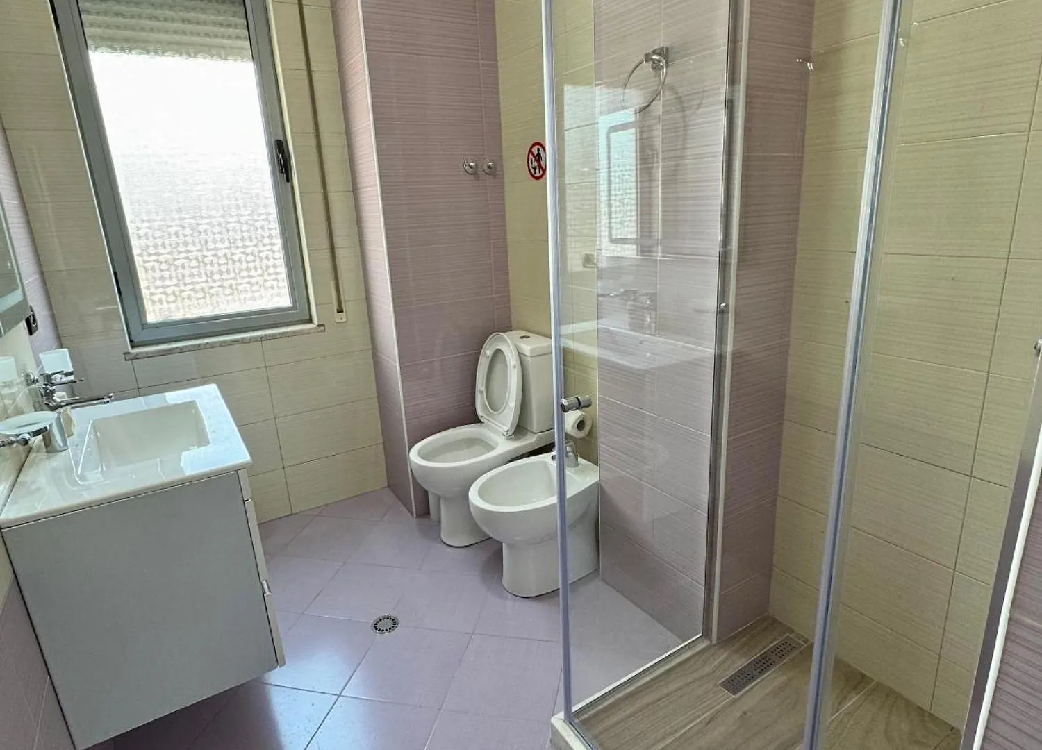 New Bazaar Cozy Apartment 3 Tirana Albania
