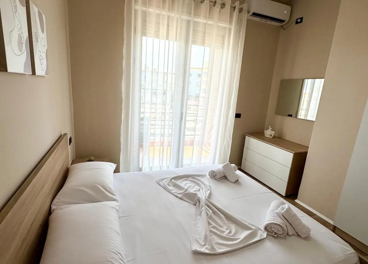 New Bazaar Cozy Apartment 3 Tirana